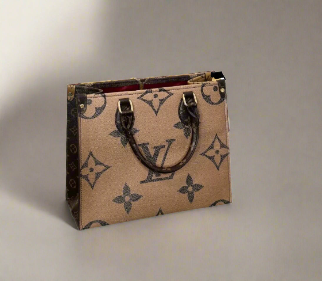LV On-The-Go Monogram Medium Bag