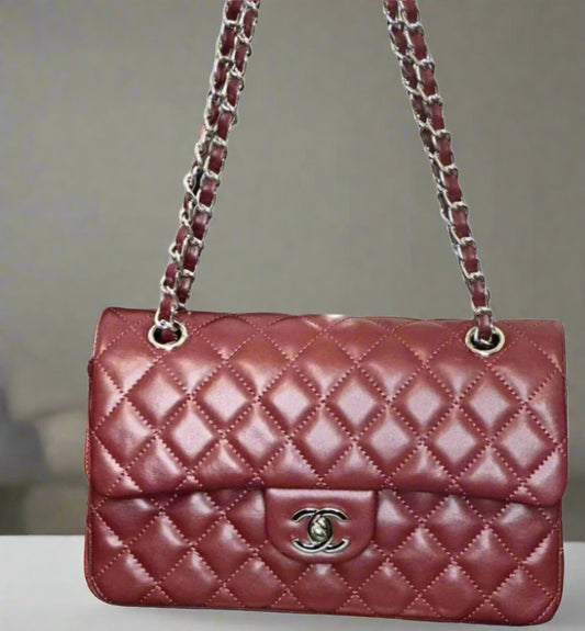 C Burgundy Medium Classic Double Flap Bag